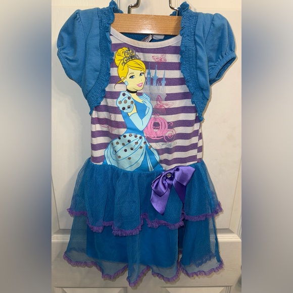 Girls Cinderella night gown 4T - Picture 4 of 7